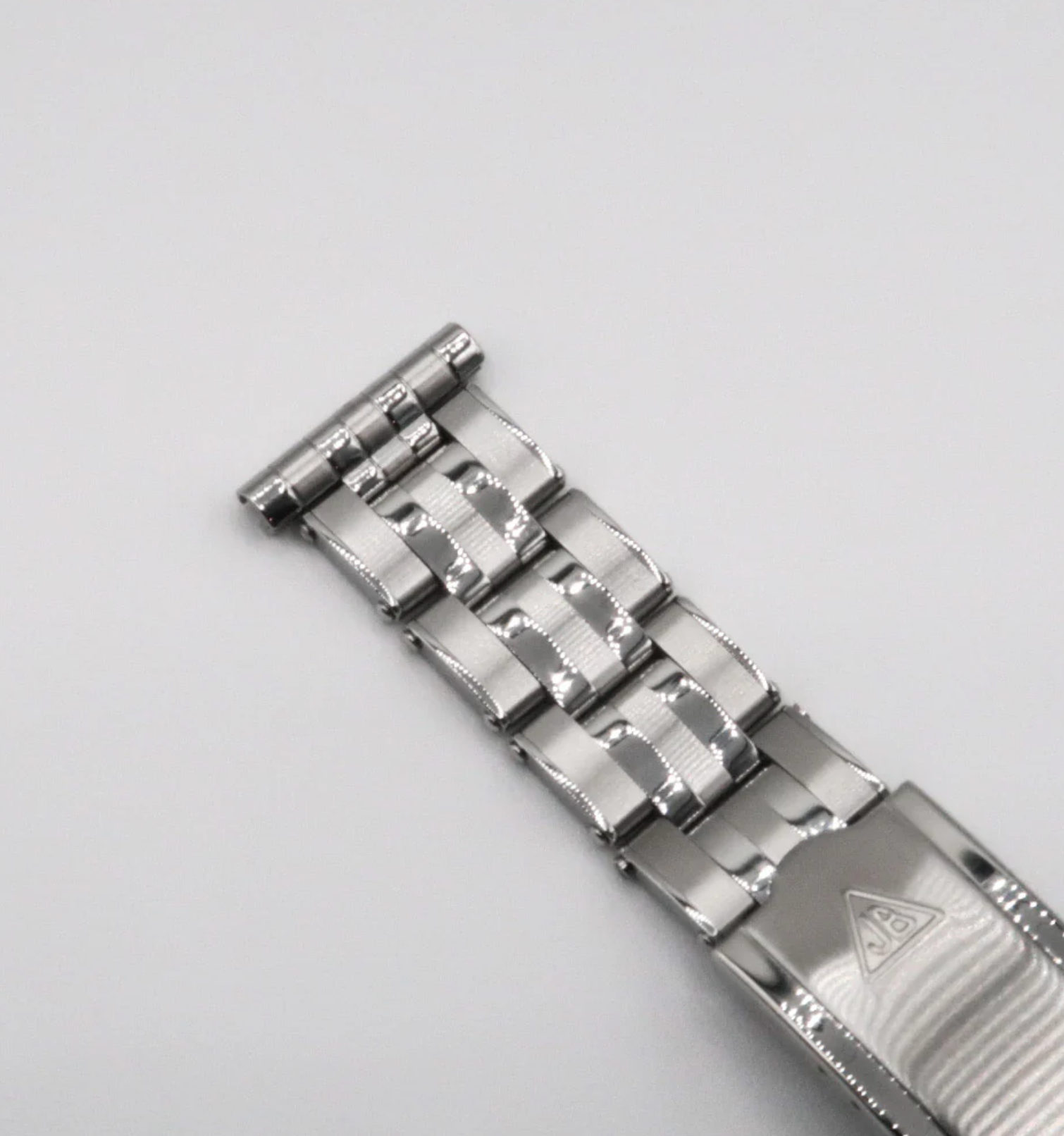 The Forstner 5-Link Rivet Bracelet