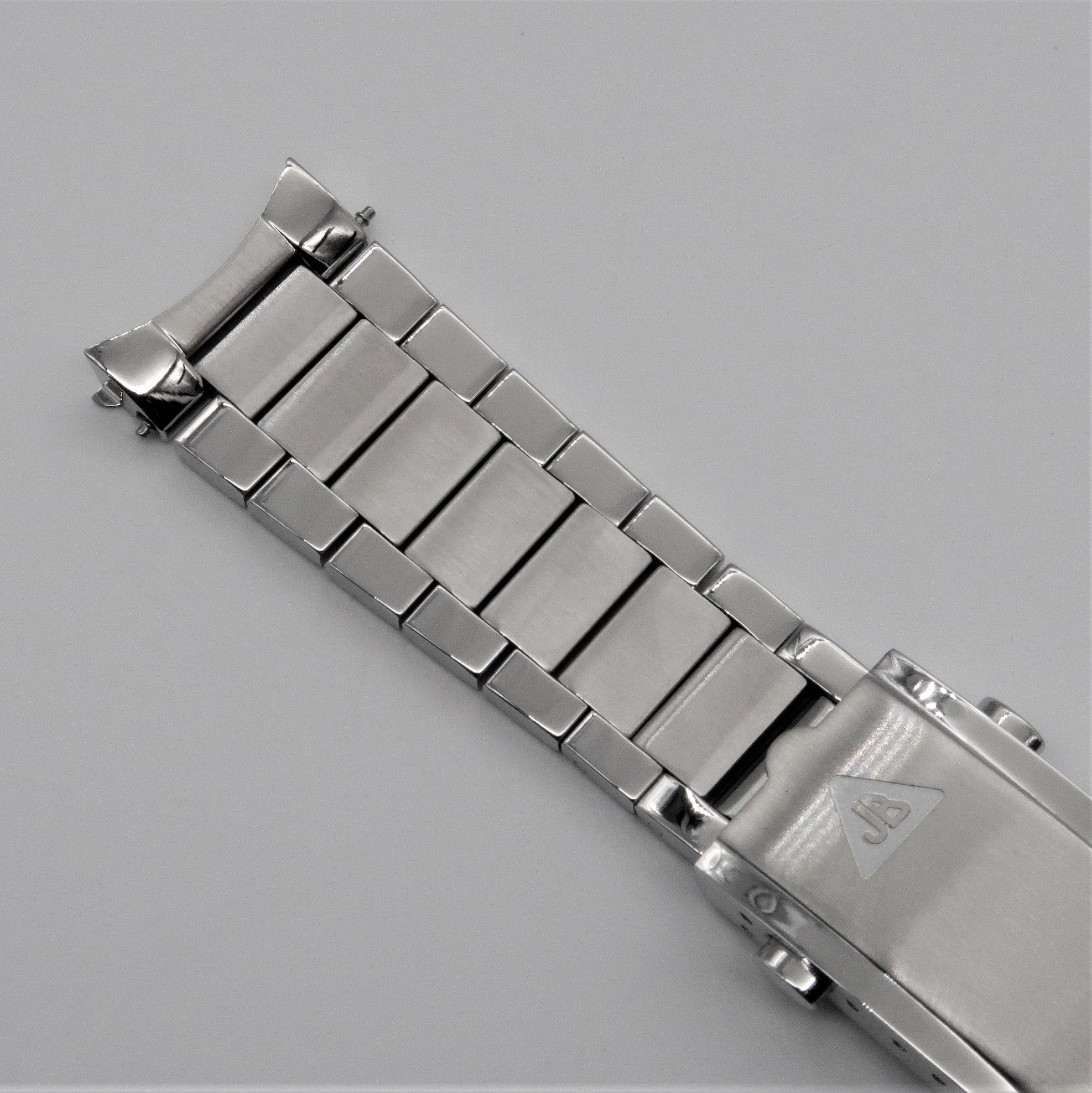 Forstner Contemporary Flat Link Bracelet for post-2018 Omega Seamaster