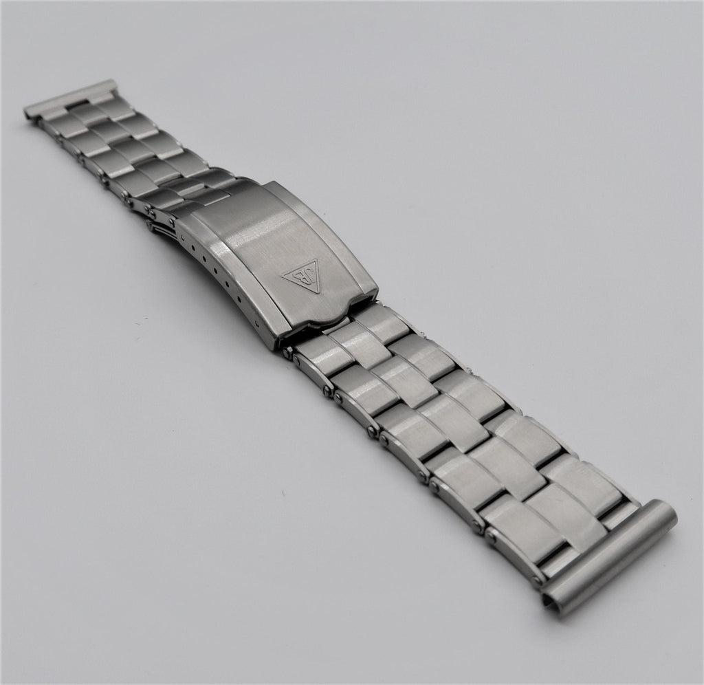 The Forstner Rivet Bracelet  with Solid Links
