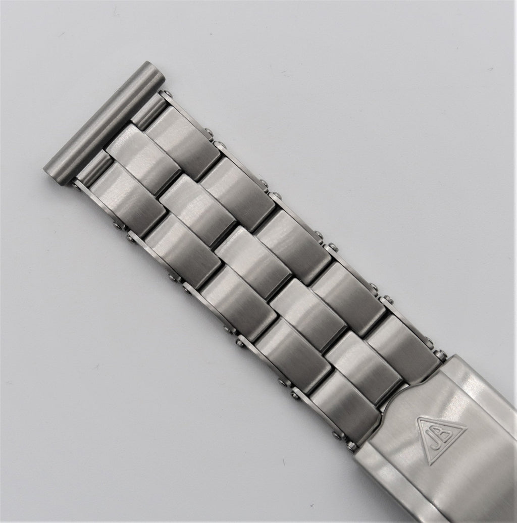 The Forstner Rivet Bracelet  with Stretch Links